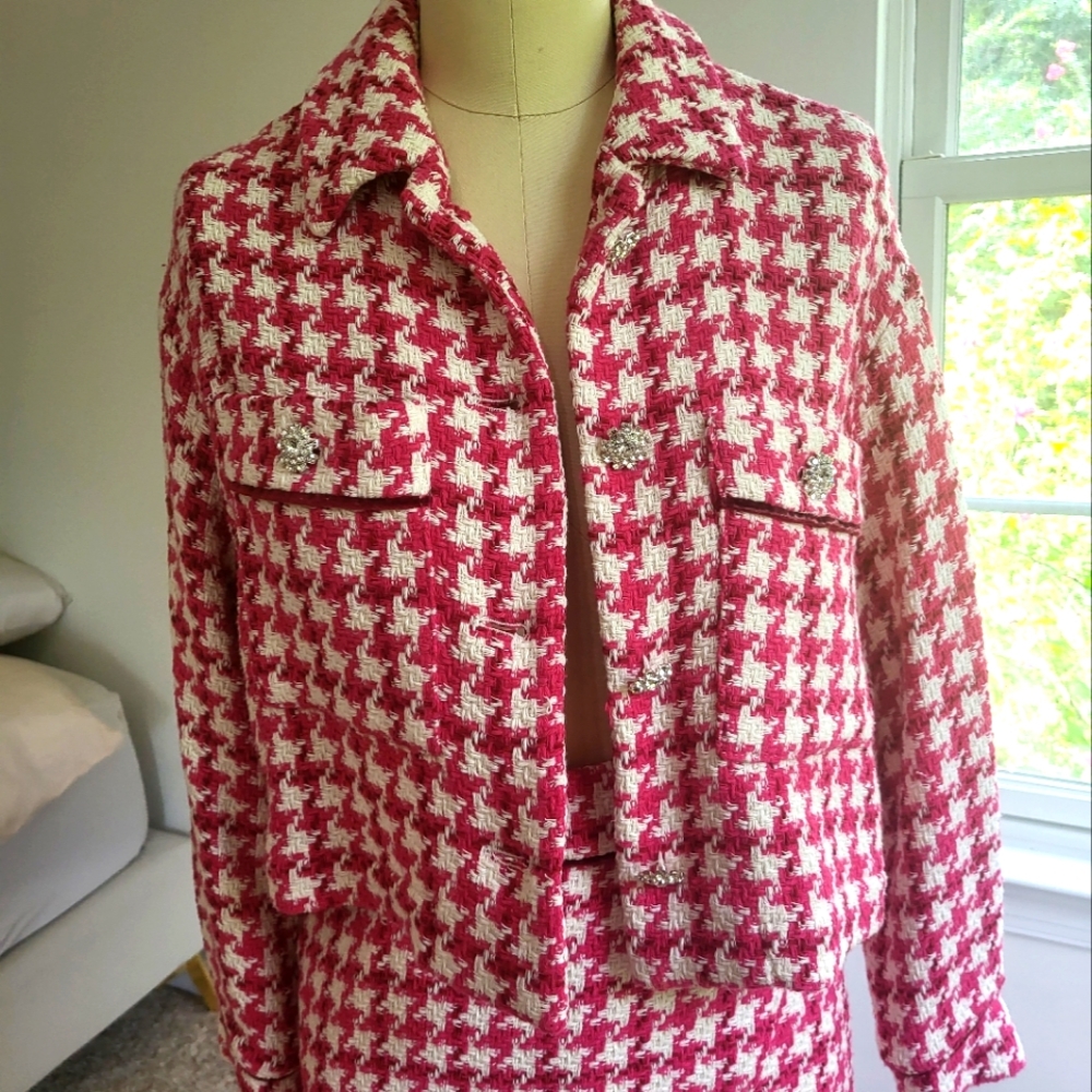 Women's Pink and White Houndstooth Jacket And Skirt Set